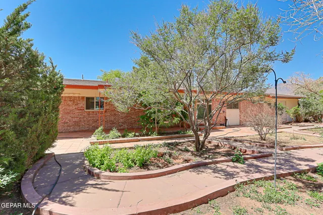 $297,500 | 5129 Temple Court, El Paso, TX 79924