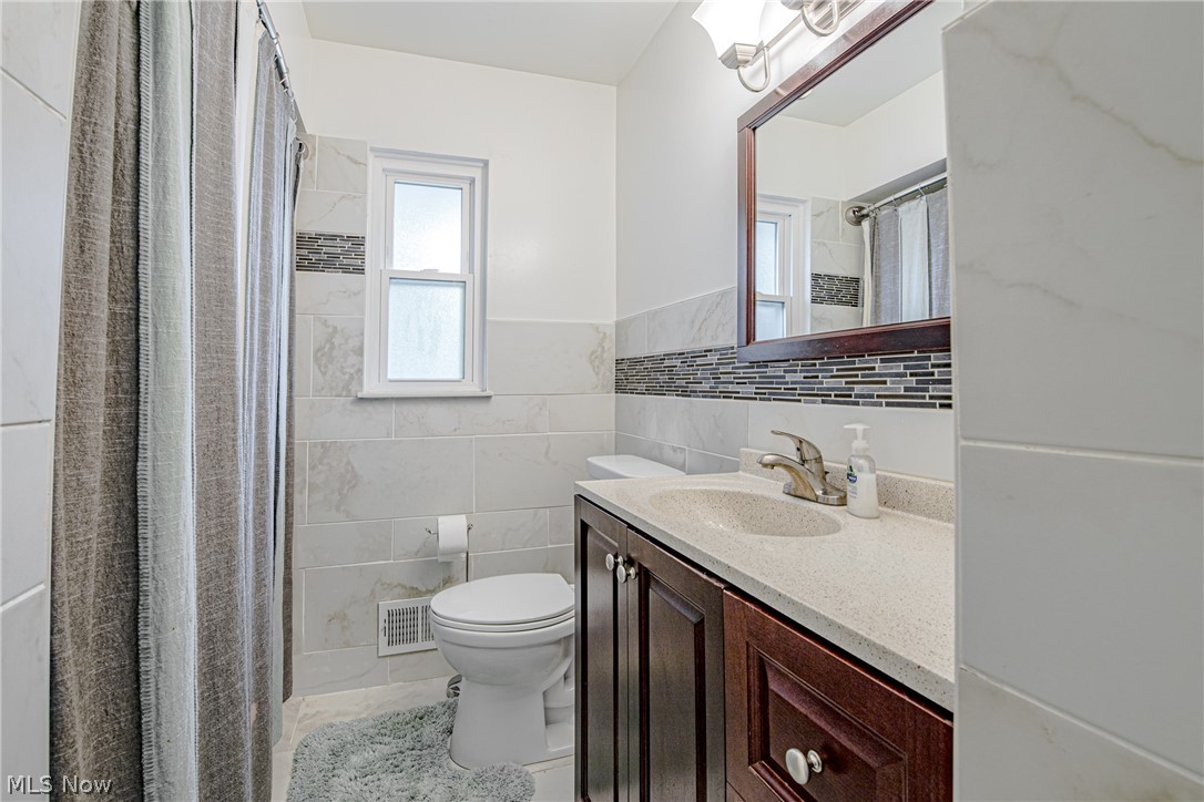 12954 West Sprague Road Parma, OH 44130 - Photo 12 of 21 Gallery Image 12