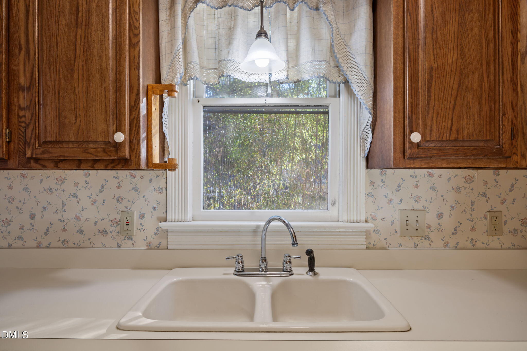 617 Polk Street Raleigh, NC 27604 - Photo 22 of 47 22-web-or-mls-IMG_0644