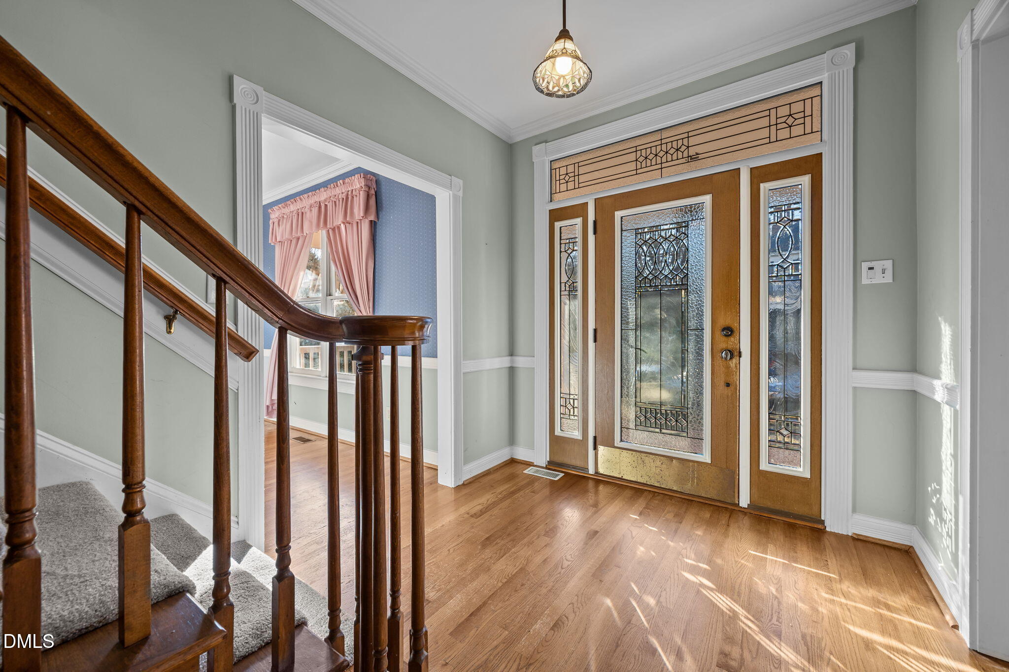 617 Polk Street Raleigh, NC 27604 - Photo 4 of 47 4-web-or-mls-IMG_0581