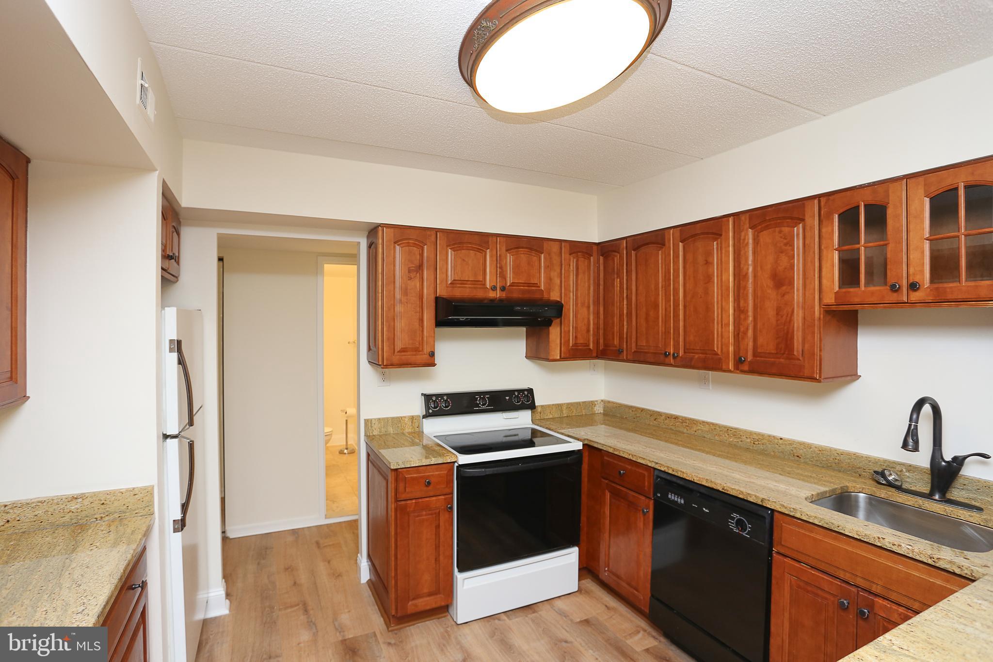 5639 Harpers Farm Road, Unit B Columbia, MD 21044 - Photo 3 of 35 Gallery Image 3