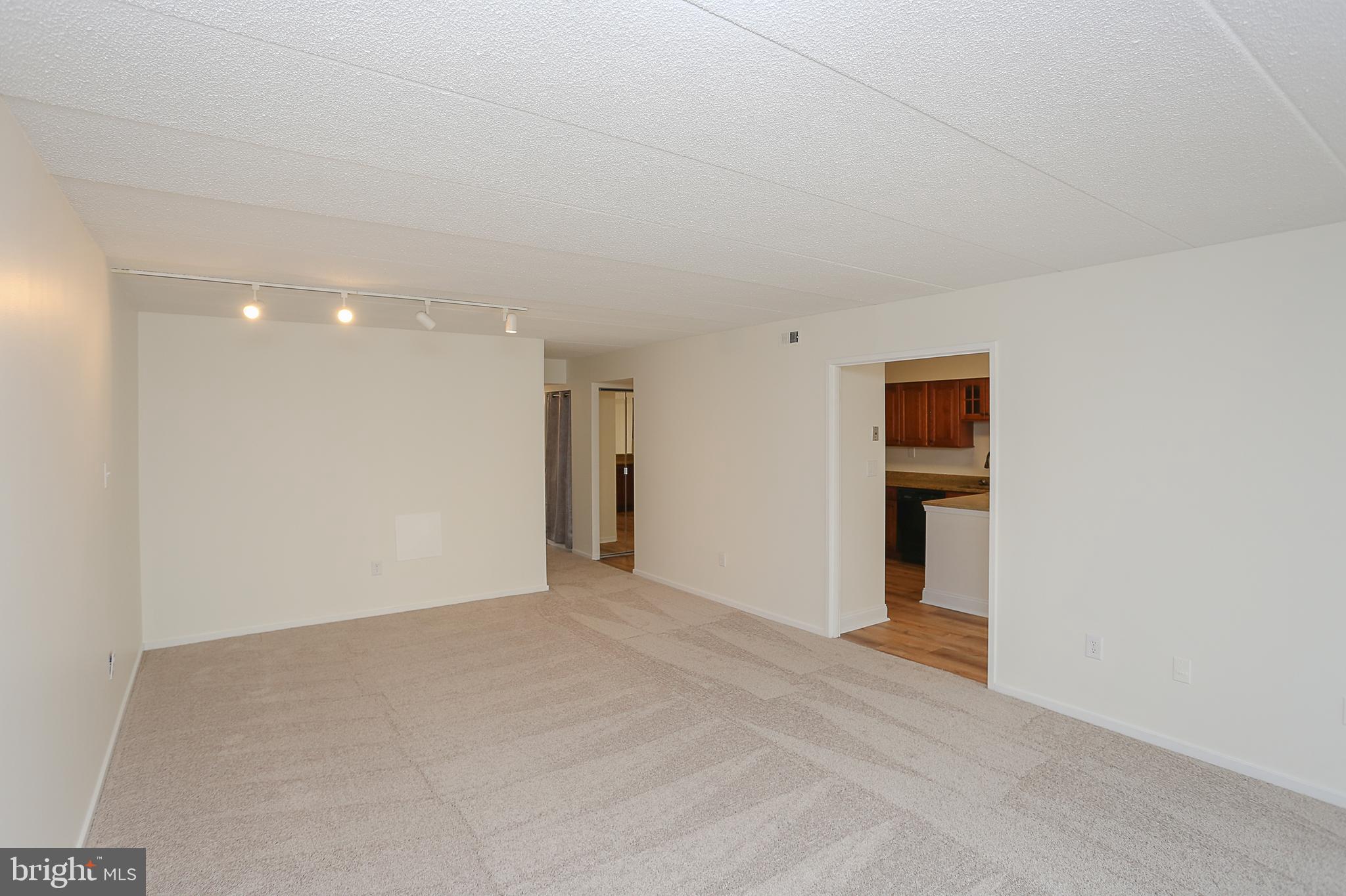 5639 Harpers Farm Road, Unit B Columbia, MD 21044 - Photo 6 of 35 Gallery Image 6