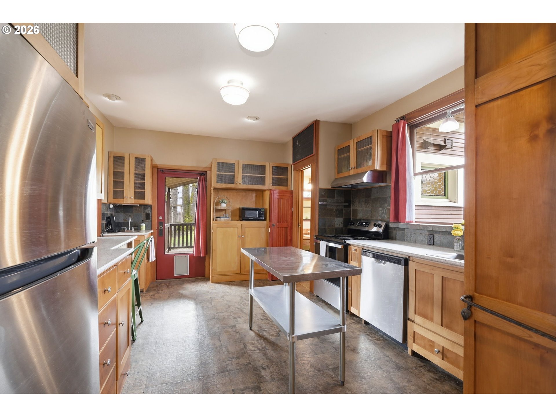 835 Ash Avenue Cottage Grove, OR 97424 - Photo 11 of 47