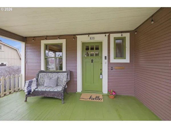 $542,000 | 835 Ash Avenue, Cottage Grove, OR 97424