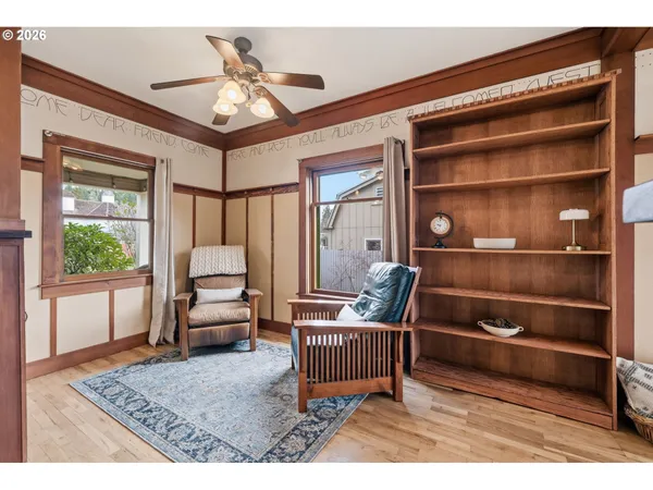$542,000 | 835 Ash Avenue, Cottage Grove, OR 97424