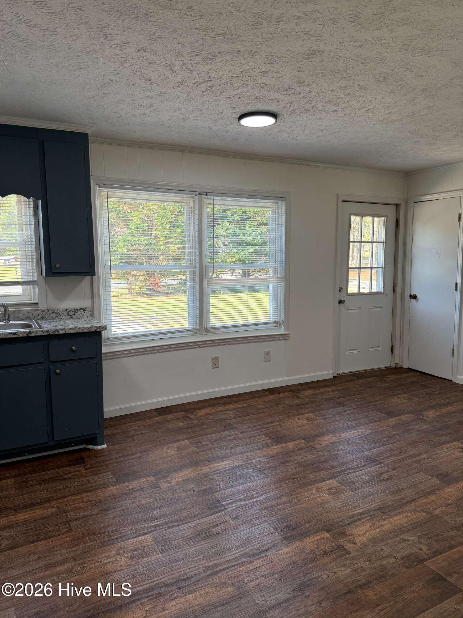 318 Westview Loop Pinebluff, NC 28373 - Photo 6 of 18 IMG_5764