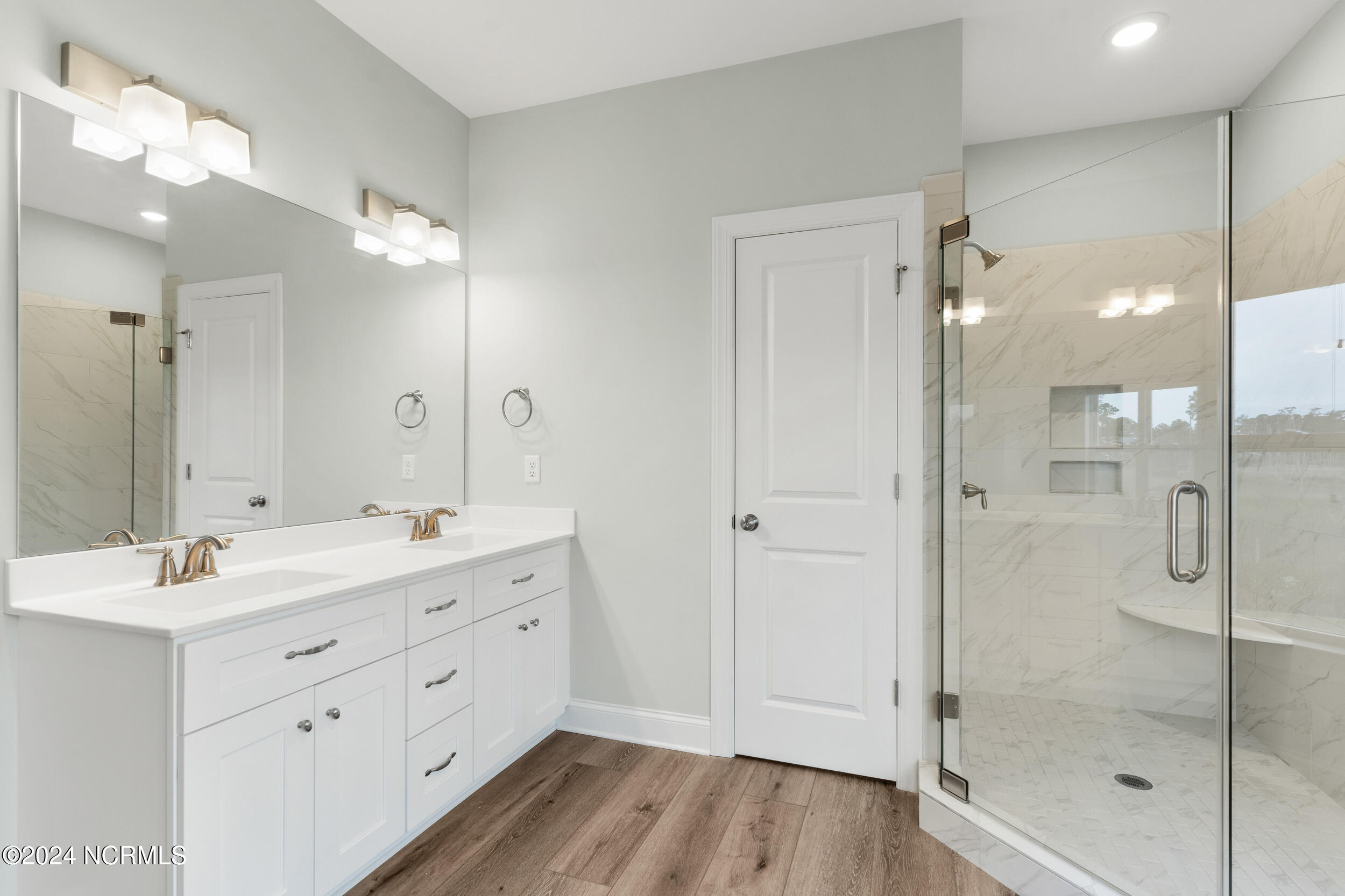 4203 River Road, Unit 201 Wilmington, NC 28412 - Photo 21 of 38 21_4203riverrd_201_00020