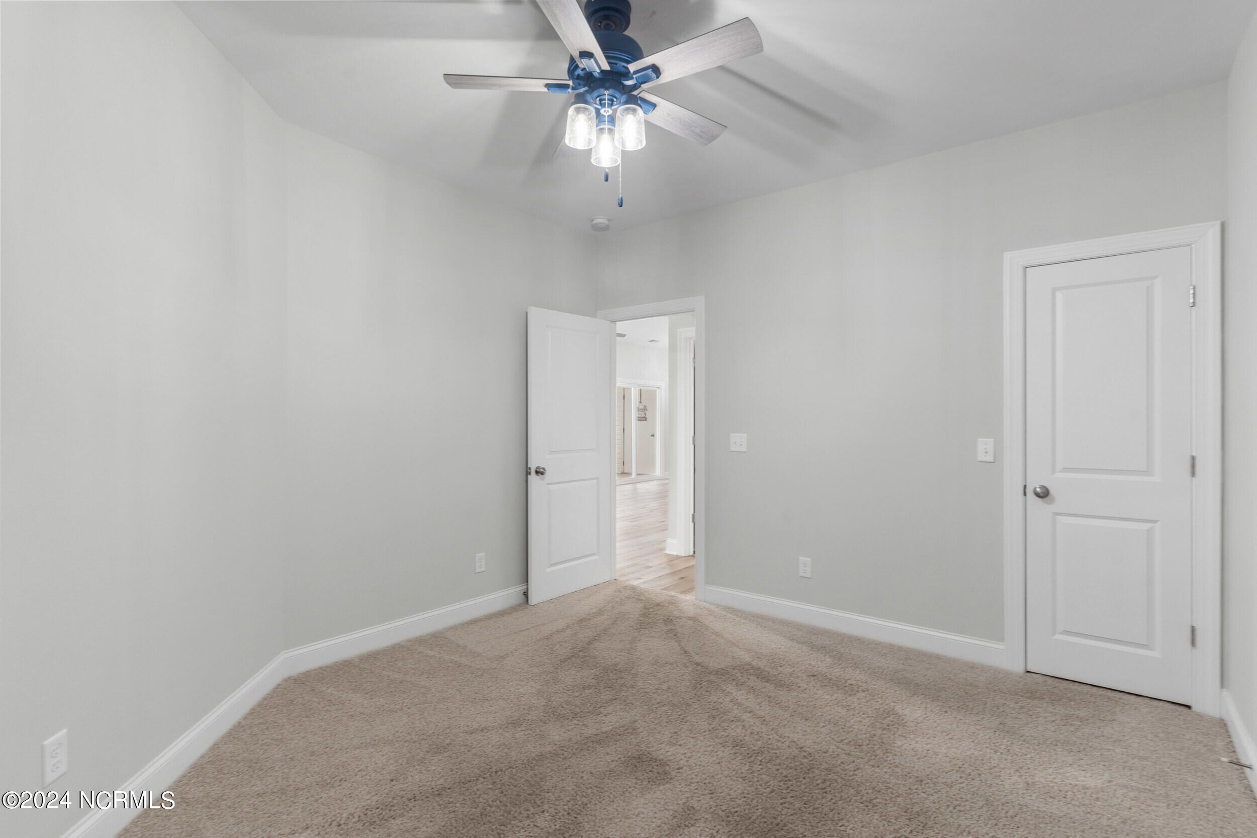 4203 River Road, Unit 201 Wilmington, NC 28412 - Photo 27 of 38 27_4203riverrd_201_00026