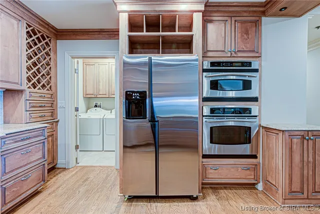 $625,000 | 1 Riverpointe Plaza, Unit 1112, Jeffersonville, IN 47130