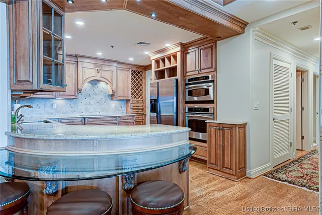 $625,000 | 1 Riverpointe Plaza, Unit 1112, Jeffersonville, IN 47130