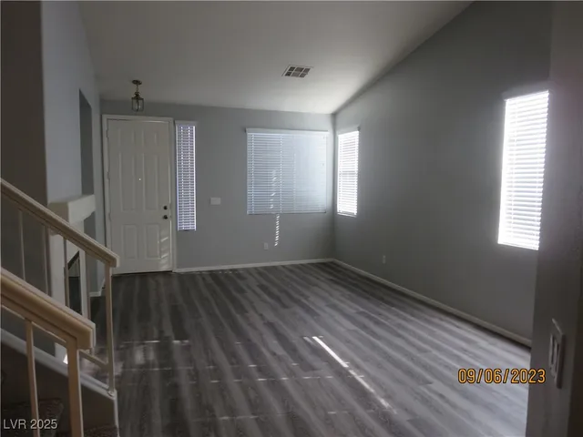 $1,800 | 989 Veranda View Avenue, Las Vegas, NV 89123