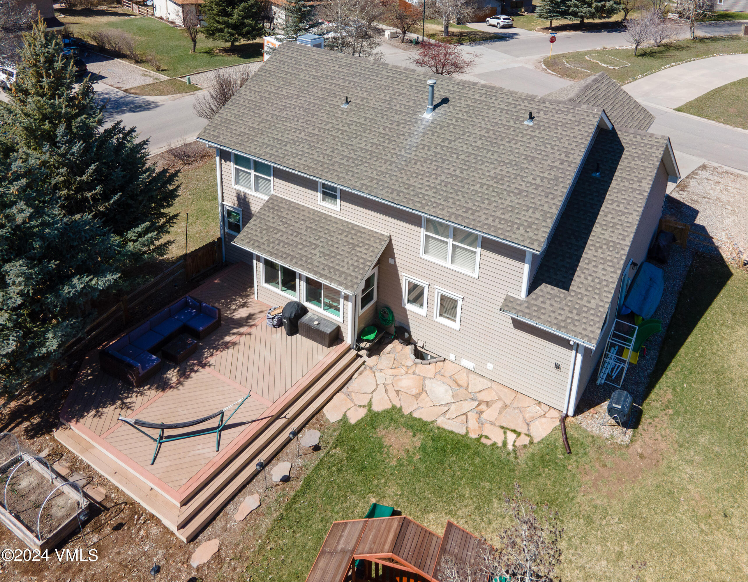 206 Golden Eagle Eagle, CO 81631 - Photo 47 of 47 an aerial view of a house with a yard