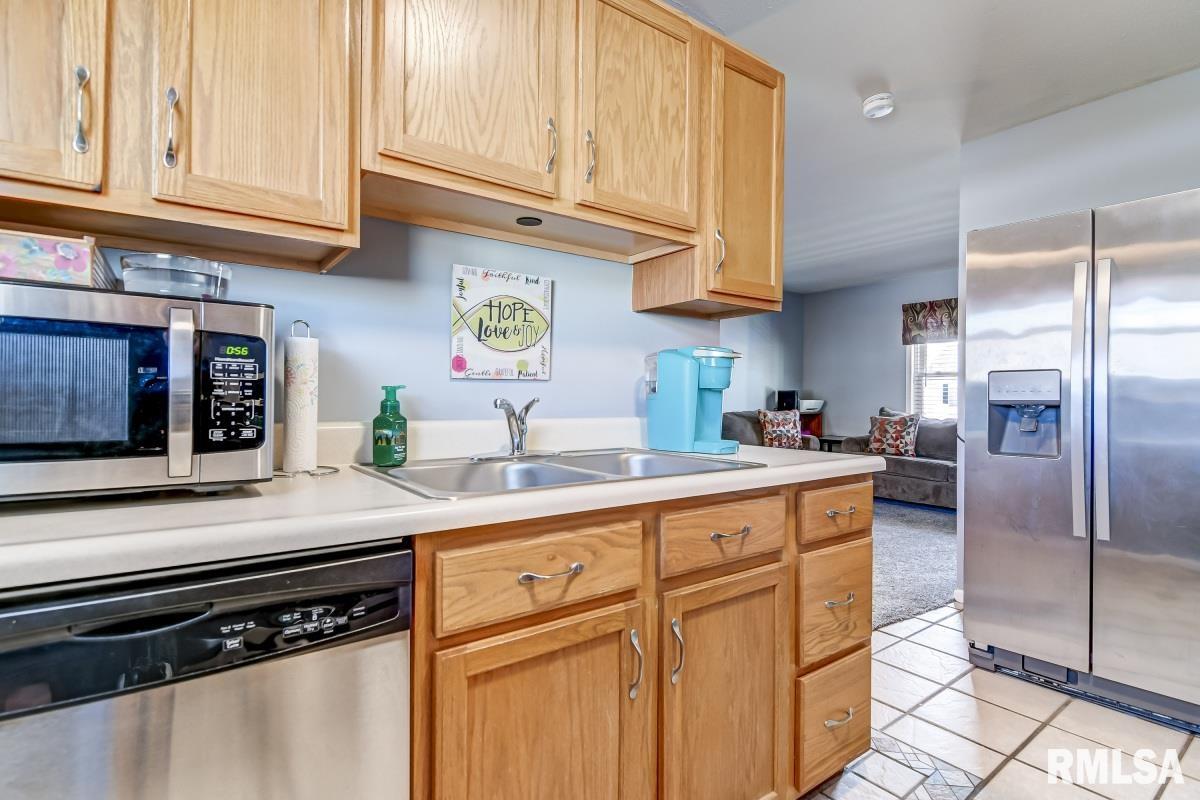 2440 Basil Drive Springfield, IL 62707 - Photo 12 of 29