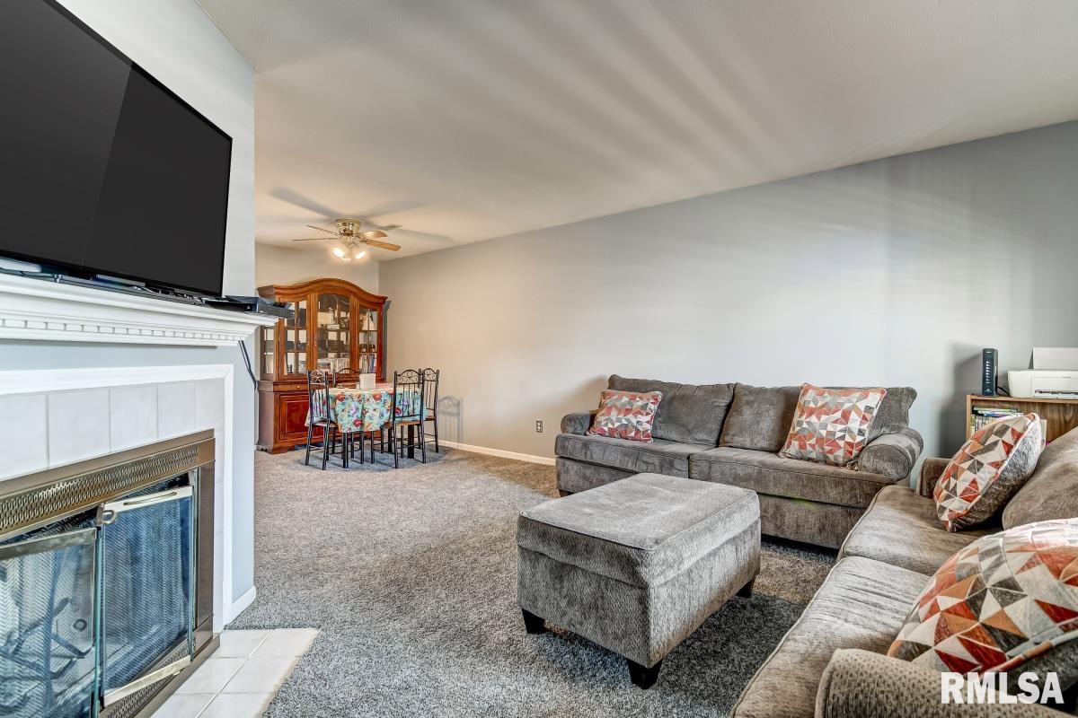 2440 Basil Drive Springfield, IL 62707 - Photo 5 of 29