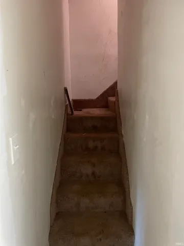 $134,300 | 323 East 1st Street, Fairmount, IN 46928