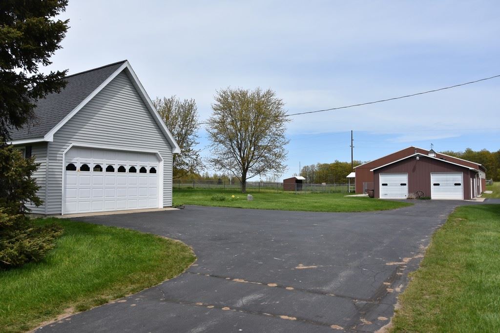 13467 South Bugai Road Traverse City, MI 49684 - Photo 52 of 83 1832244-51.JPG