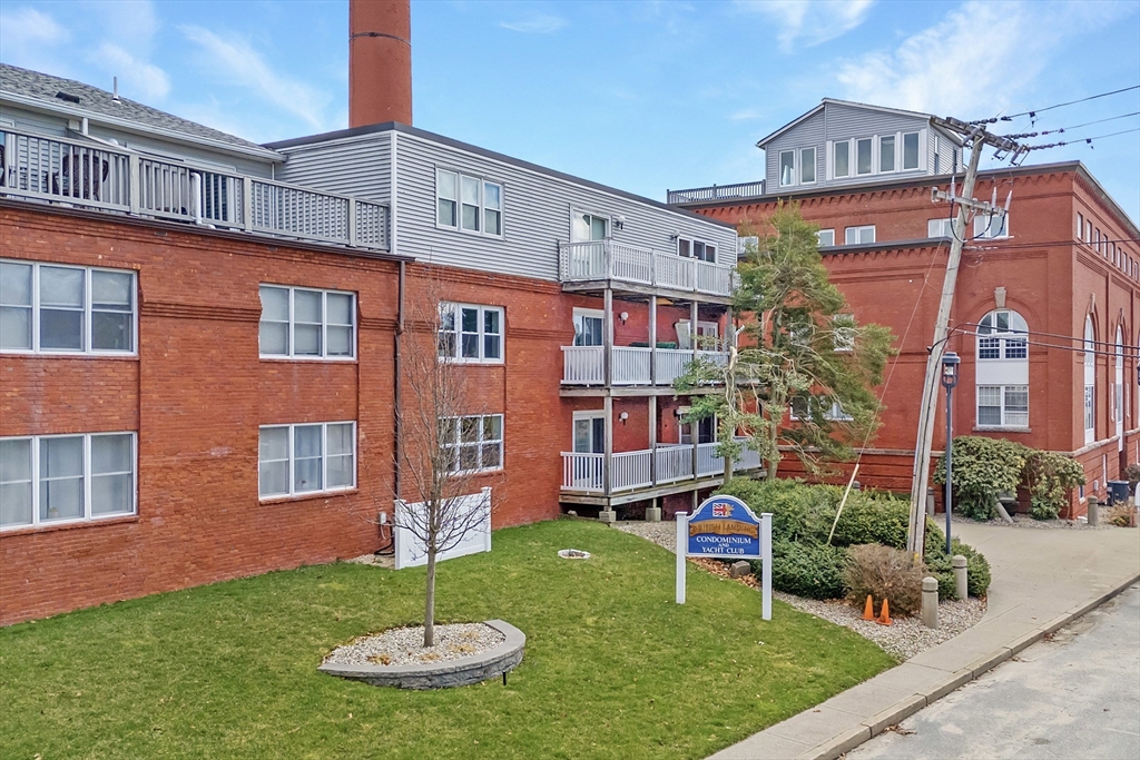 45 Main Street, Unit 217 Wareham, MA 02571 - Photo 27 of 34