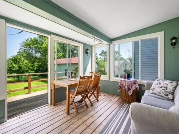 $399,900 | 332 Main Street, Shoreham, VT 05770