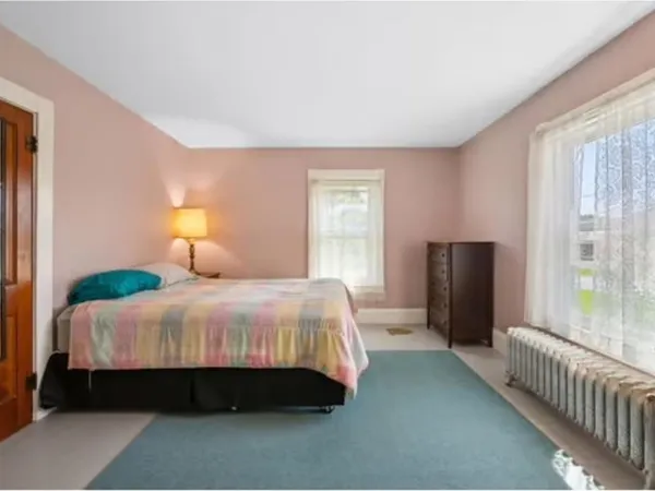 $399,900 | 332 Main Street, Shoreham, VT 05770