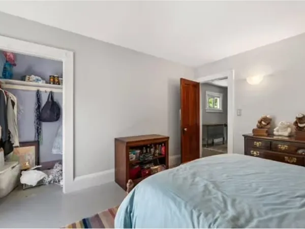 $399,900 | 332 Main Street, Shoreham, VT 05770