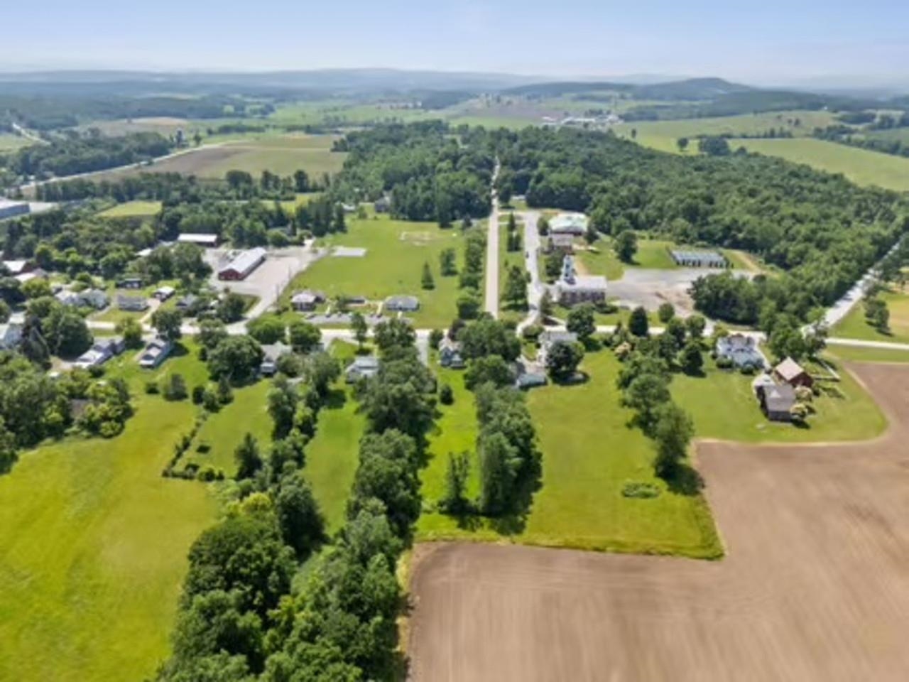 332 Main Street Shoreham, VT 05770 - Photo 38 of 60