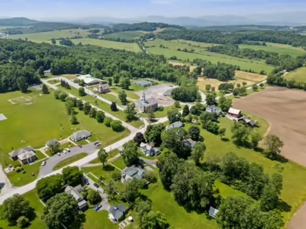 $399,900 | 332 Main Street, Shoreham, VT 05770