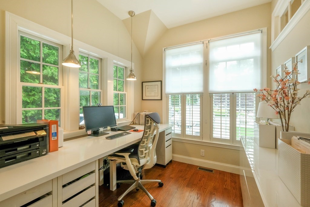 19 Fuller Road Wayland, MA 01778 - Photo 11 of 29 Gallery Image 11