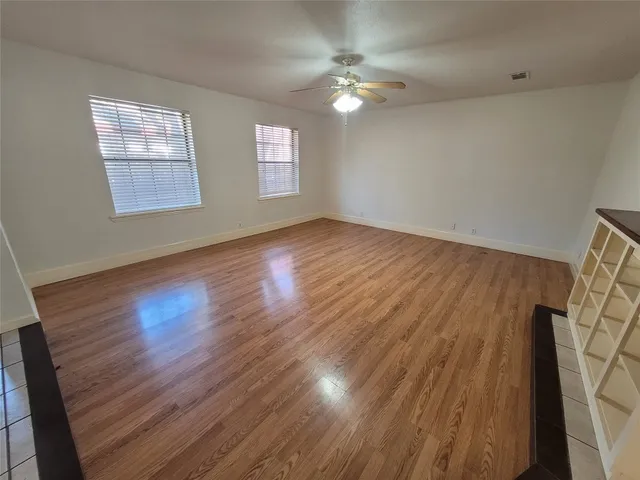 $1,800 | 306 East Anderson Avenue, Round Rock, TX 78664