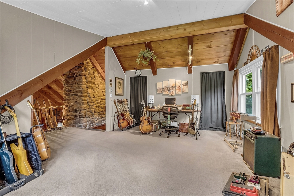 90 Intervale Road Gardner, MA 01440 - Photo 20 of 42 Gallery Image 20