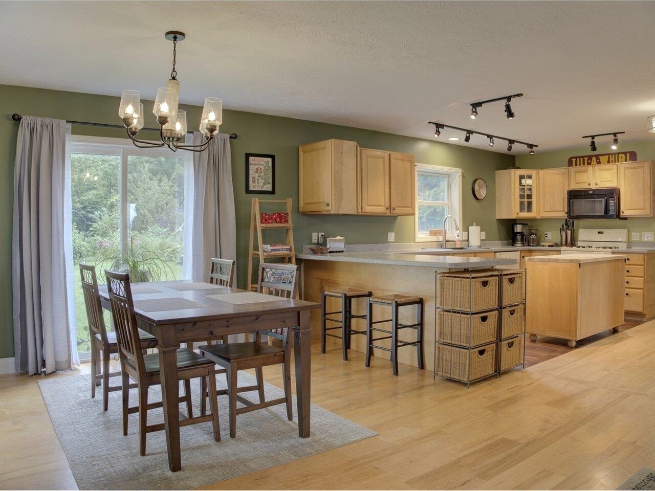 51 Village View Road Fairfax, VT 05454 - Photo 3 of 40