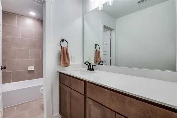 $468,000 | 3533 Redbud Flower Trail, Venus, TX 76084