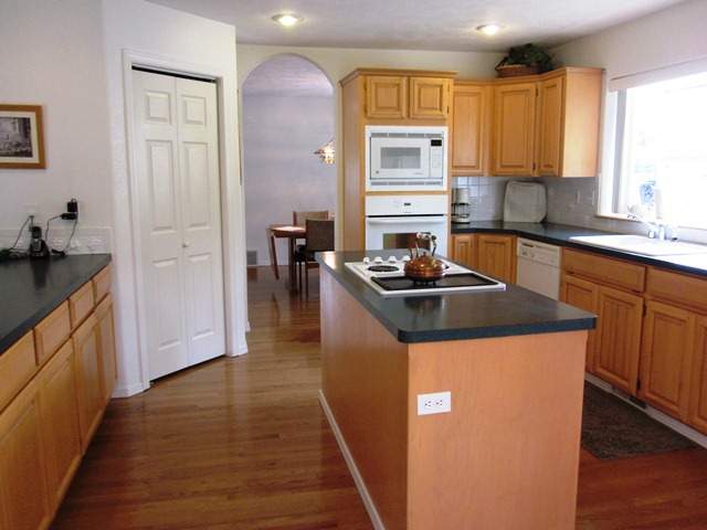 4417 North Center Road Spokane, WA 99212 - Photo 3 of 9 Gallery Image 3