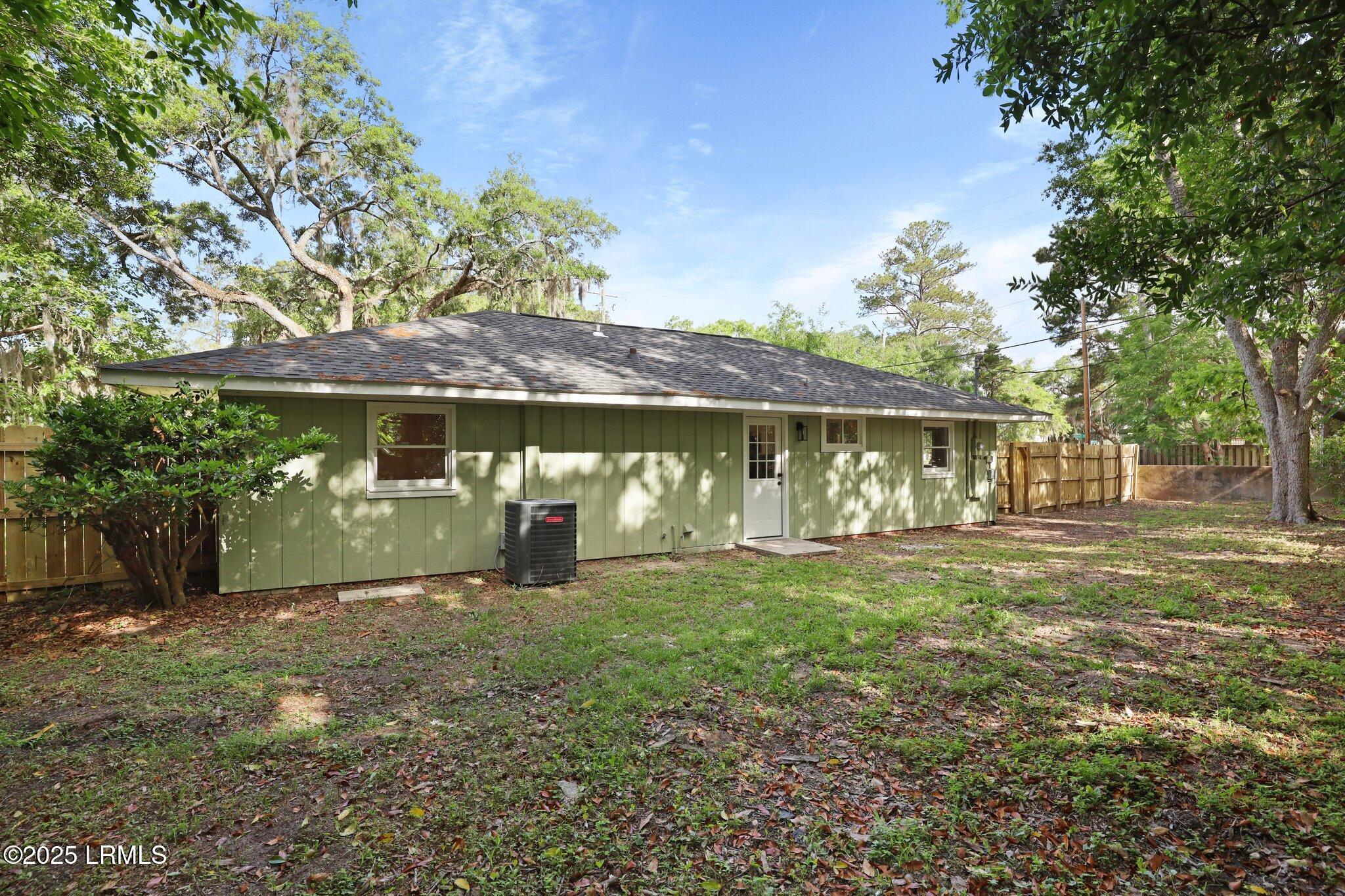 615 Linton Lane Beaufort, SC 29902 - Photo 34 of 52 43-web-or-mls-IMG_6486