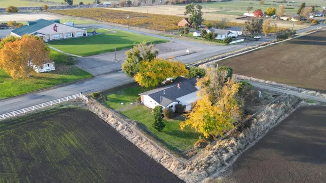 $569,999 | 3366 Point Pleasant Road, Elk Grove, CA 95757