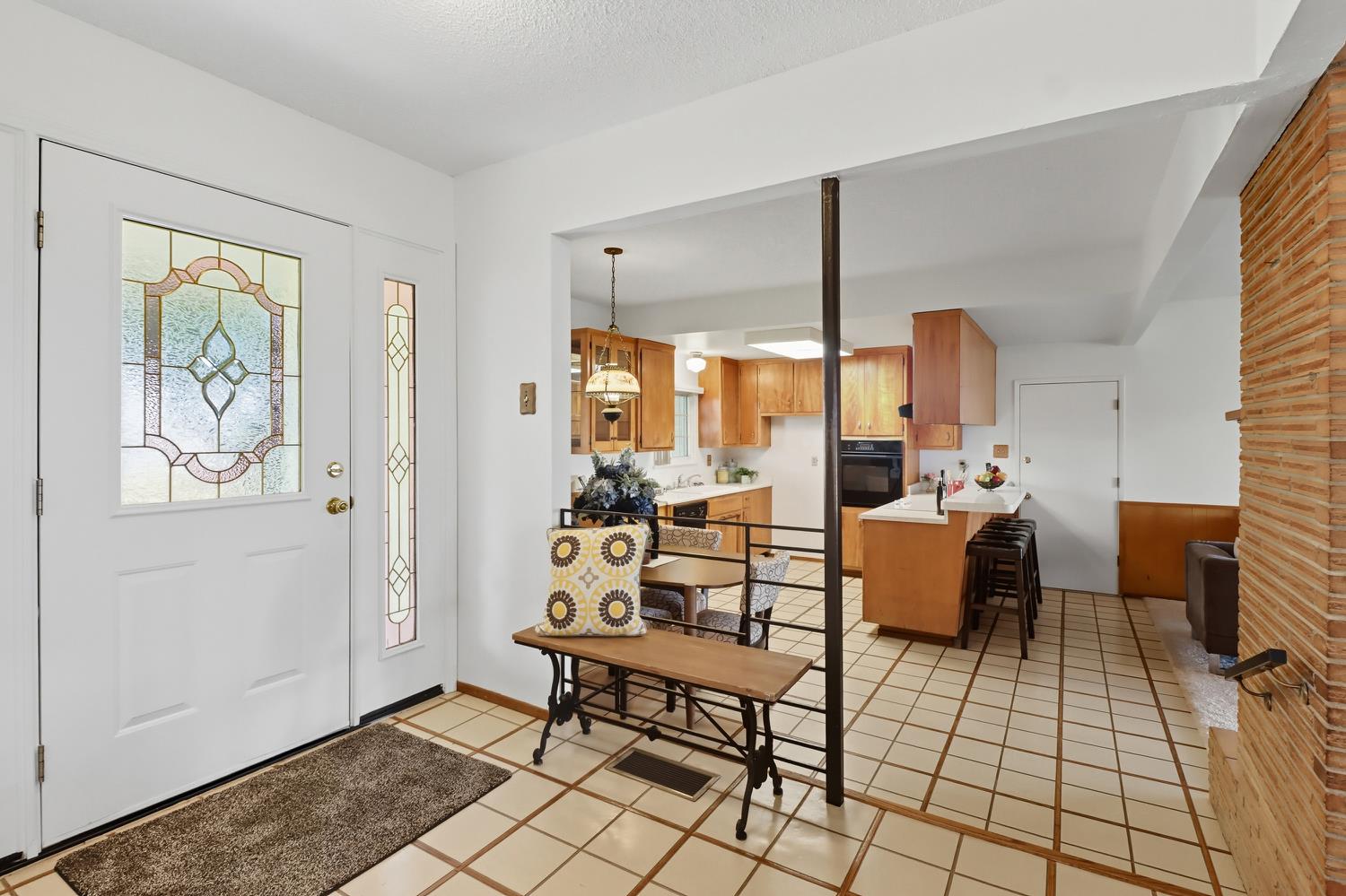 3366 Point Pleasant Road Elk Grove, CA 95757 - Photo 10 of 60 a living room with furniture and a window