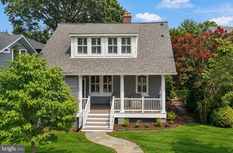 $1,575,000 | 605 Johnston Place, Alexandria, VA 22301