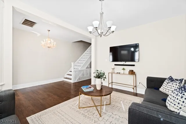 $899,000 | 33 Mapes Avenue, Newark, NJ 07112