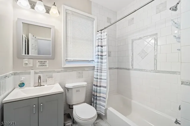 $899,000 | 33 Mapes Avenue, Newark, NJ 07112