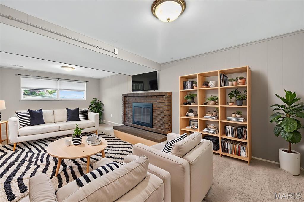 8936 Pardee Road St. Louis, MO 63123 - Photo 32 of 44 Gallery Image 32