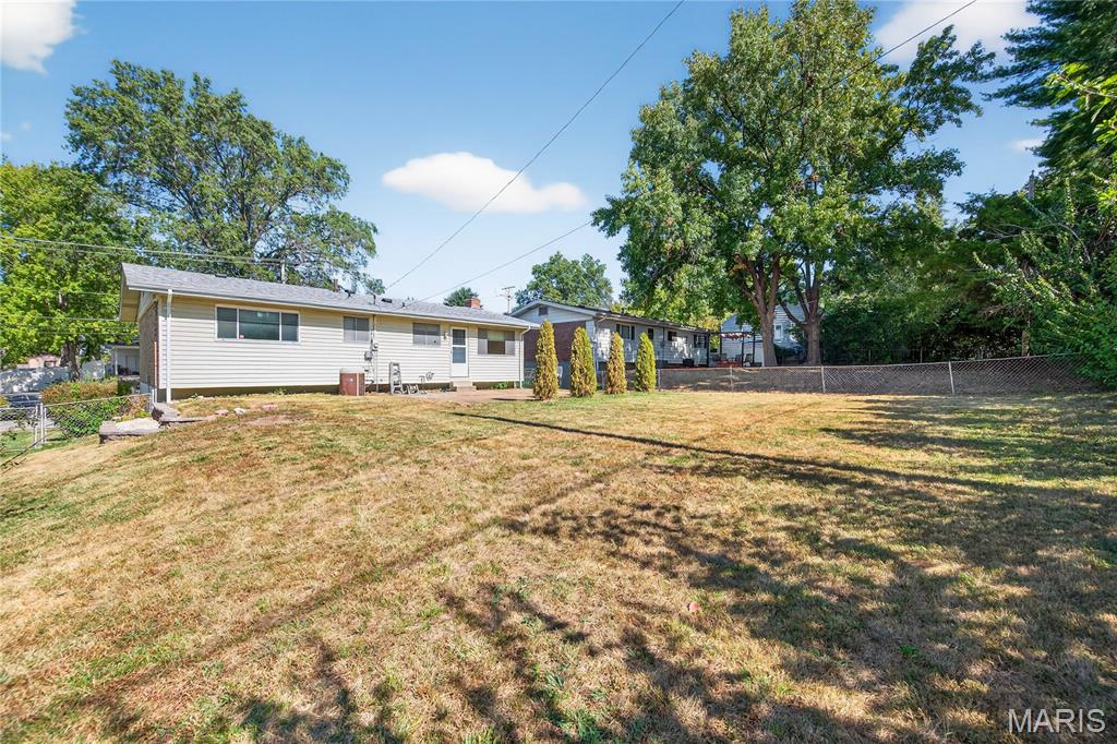 8936 Pardee Road St. Louis, MO 63123 - Photo 40 of 44 Gallery Image 40
