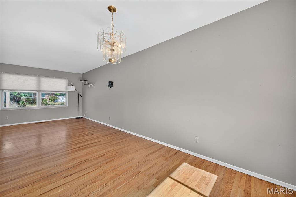 8936 Pardee Road St. Louis, MO 63123 - Photo 7 of 44 Gallery Image 7