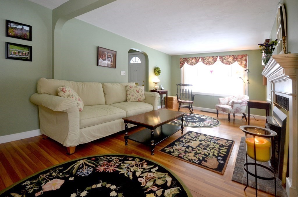 1 Bainridge Road Worcester, MA 01602 - Photo 11 of 33 Gallery Image 11