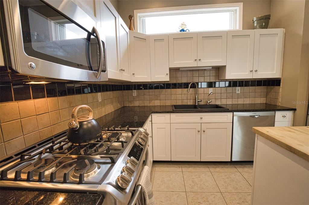 221 Rio Terra Venice, FL 34285 - Photo 33 of 40