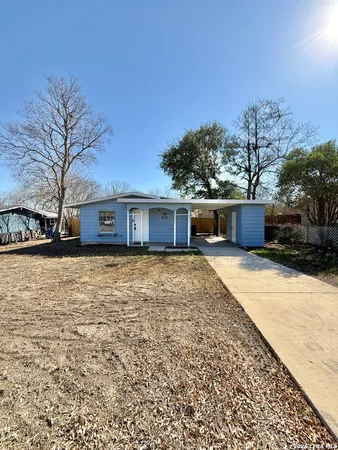 $1,425 | 5846 Castle, San Antonio, TX 78218