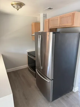 $1,425 | 5846 Castle, San Antonio, TX 78218