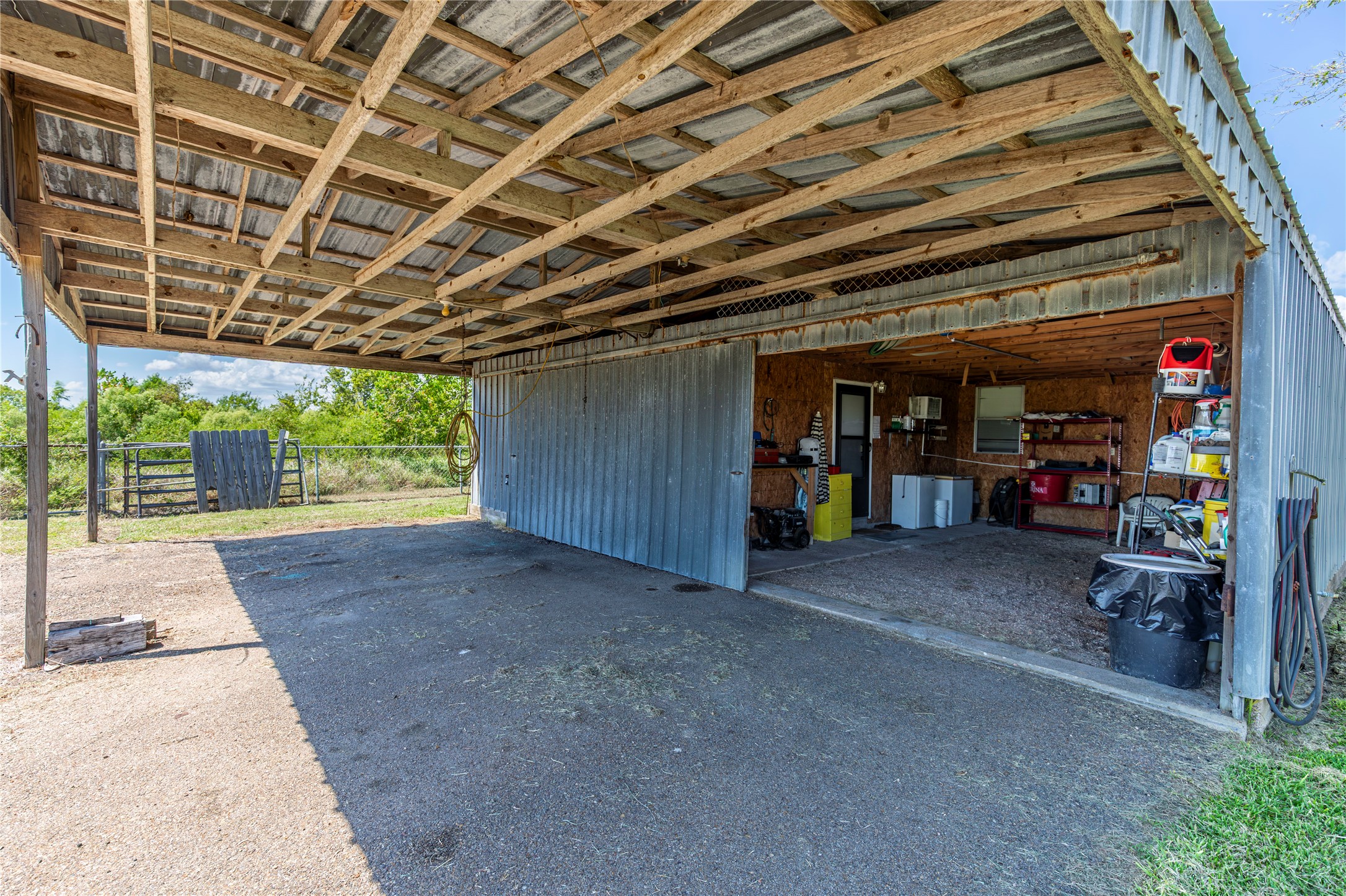 267 South Gulf Road Bay City, TX 77414 - Photo 16 of 26