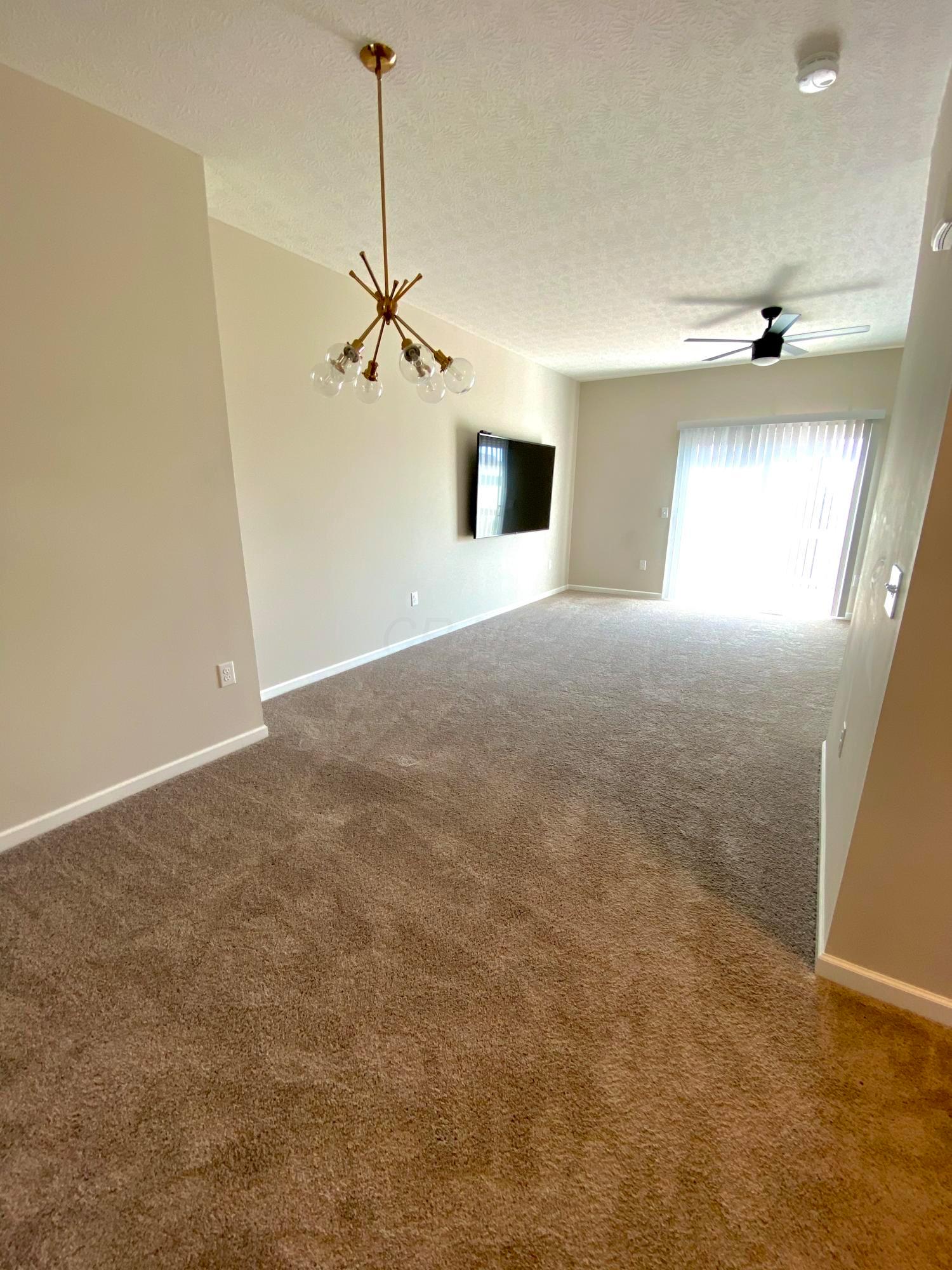 244 Autumn Ridge Circle, Unit 206 Pickerington, OH 43147 - Photo 13 of 33
