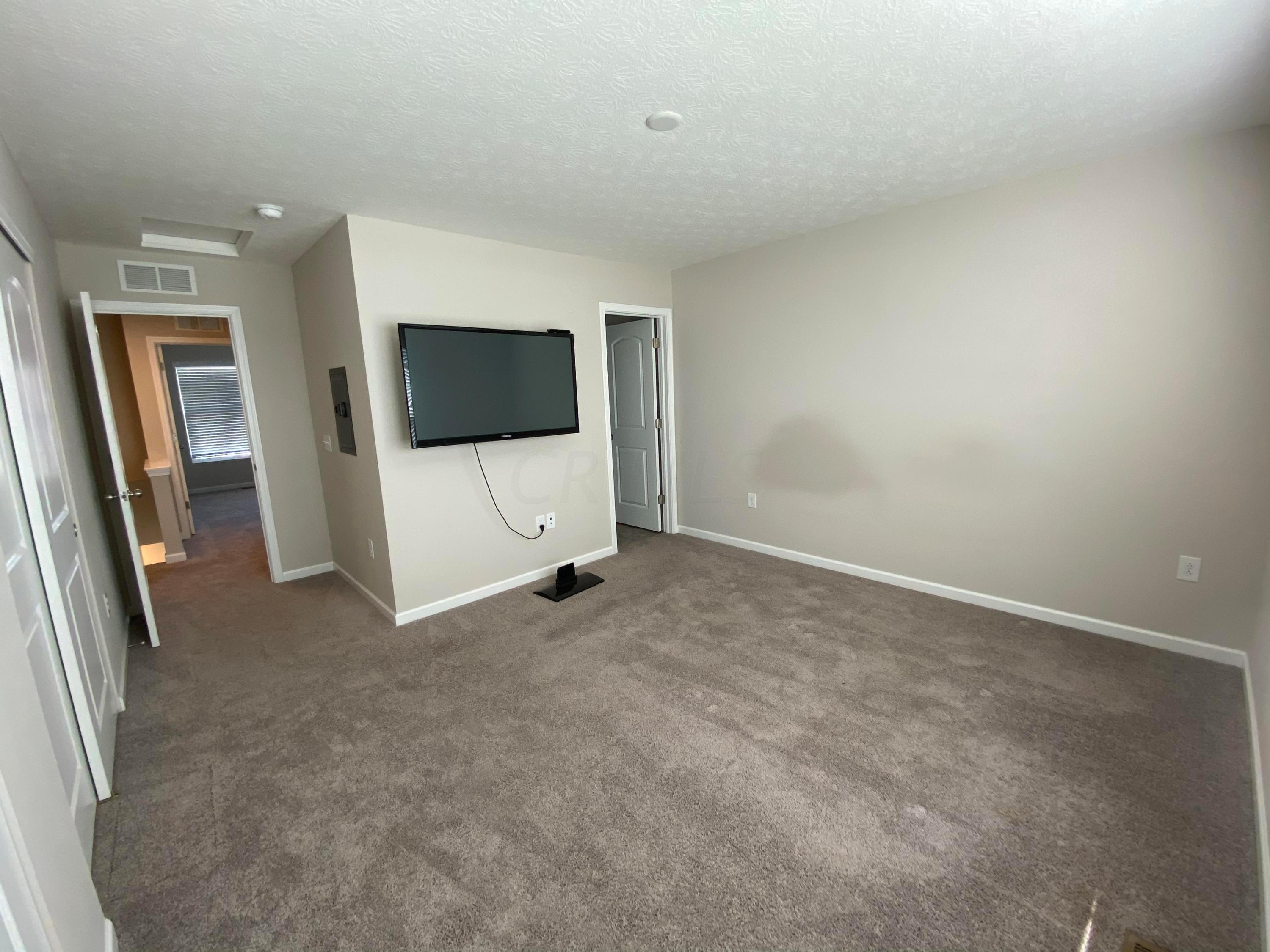 244 Autumn Ridge Circle, Unit 206 Pickerington, OH 43147 - Photo 19 of 33