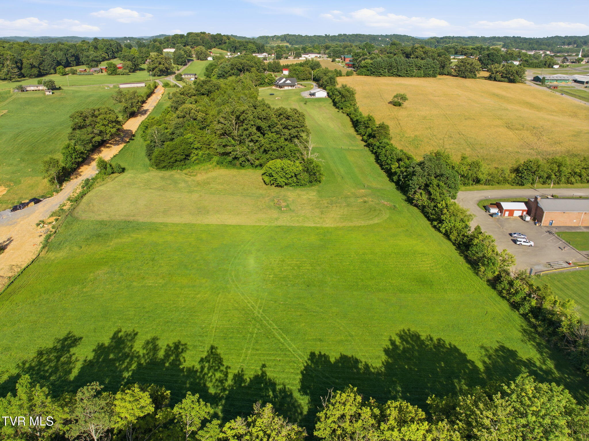 141 Kitzmiller Road Gray, TN 37615 - Photo 99 of 100 114-web-or-mls-016_JH 20260702-334