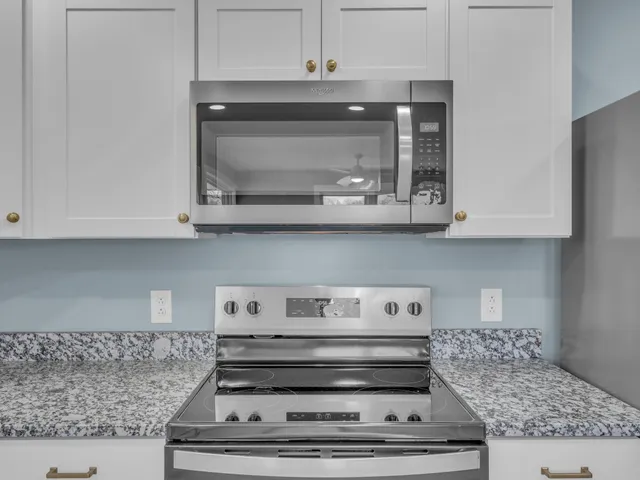 $399,900 | 118 Forest Hills Drive, Clarksville, TN 37040